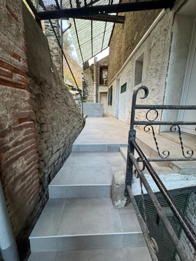 Charmant Grand Appartement Serdinya Exterior photo
